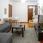 Apartman Centrico Y Comodo En Zona Vialia By *